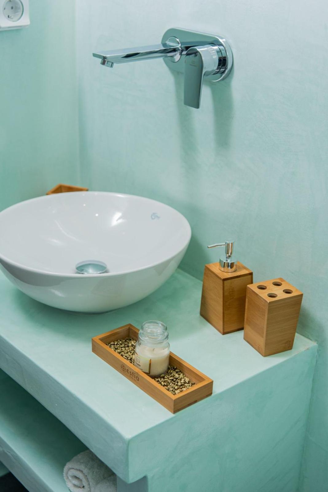 Golden View Suites Vóthon 外观 照片