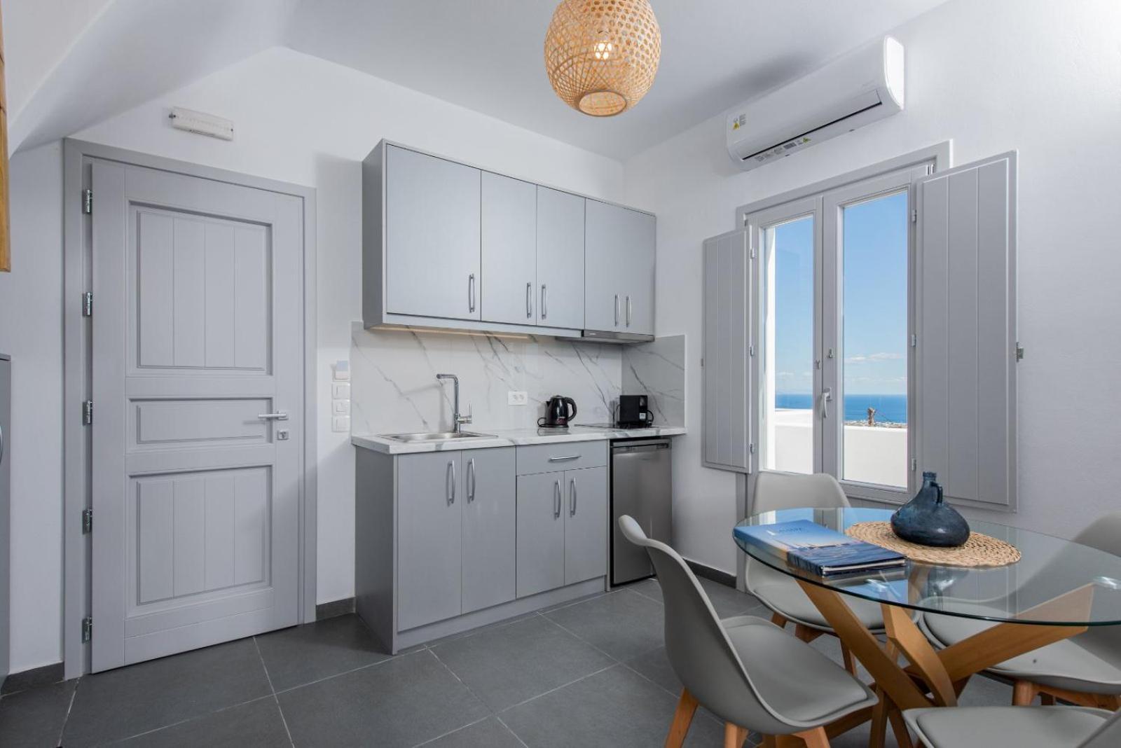 Golden View Suites Vóthon 外观 照片