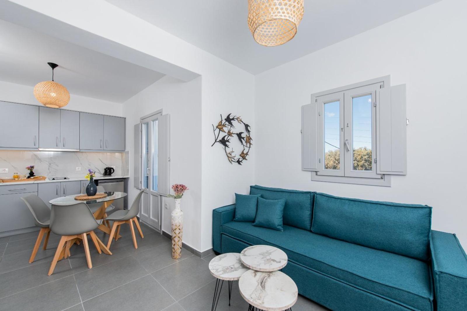 Golden View Suites Vóthon 外观 照片