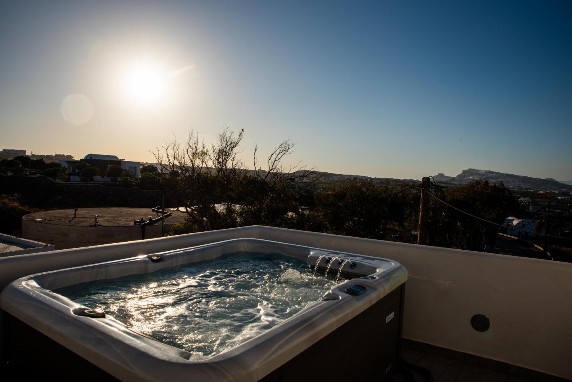 Golden View Suites Vóthon 外观 照片